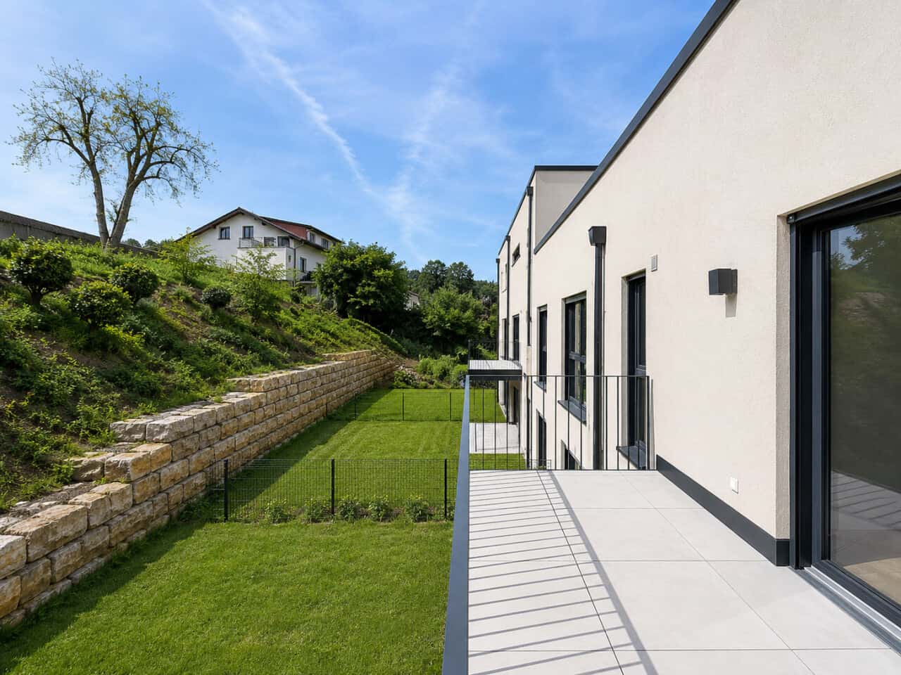 Hochwertige und wunderschöne 3-Zimmer-Neubau-Erstbezug.
