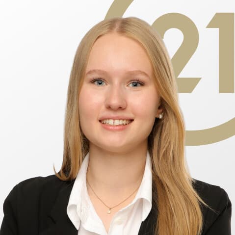 Frau Julia Sahler