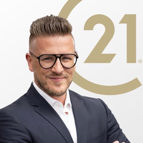 Herr Sascha Vogel